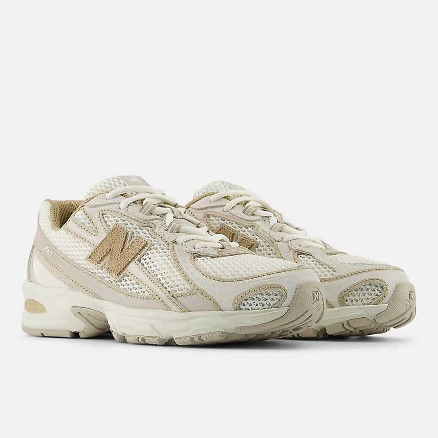 New balance 740