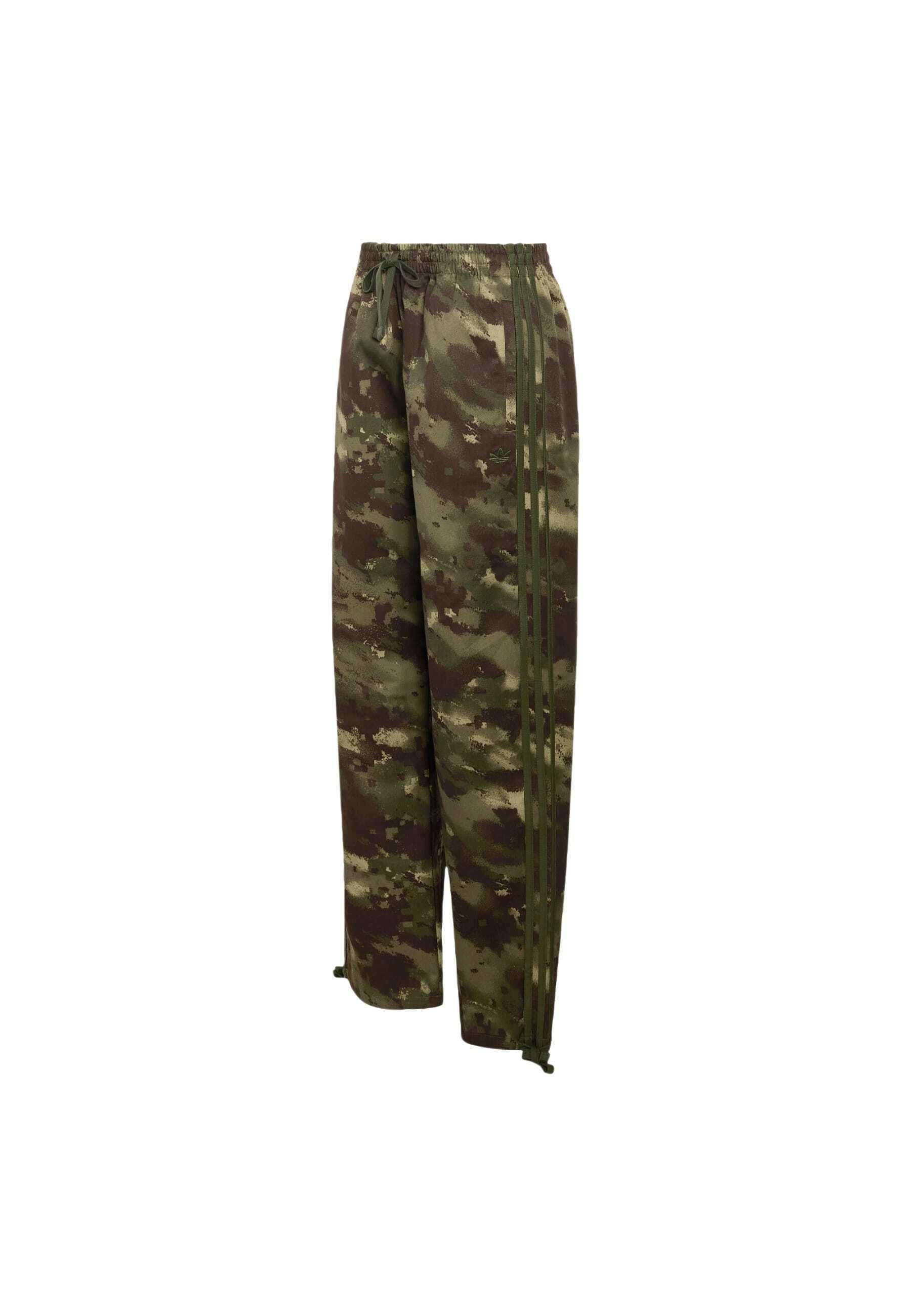 ADIDAS ORIGINALS CARGO PANT OVERSIZED - Broek - multicolor   night cargo