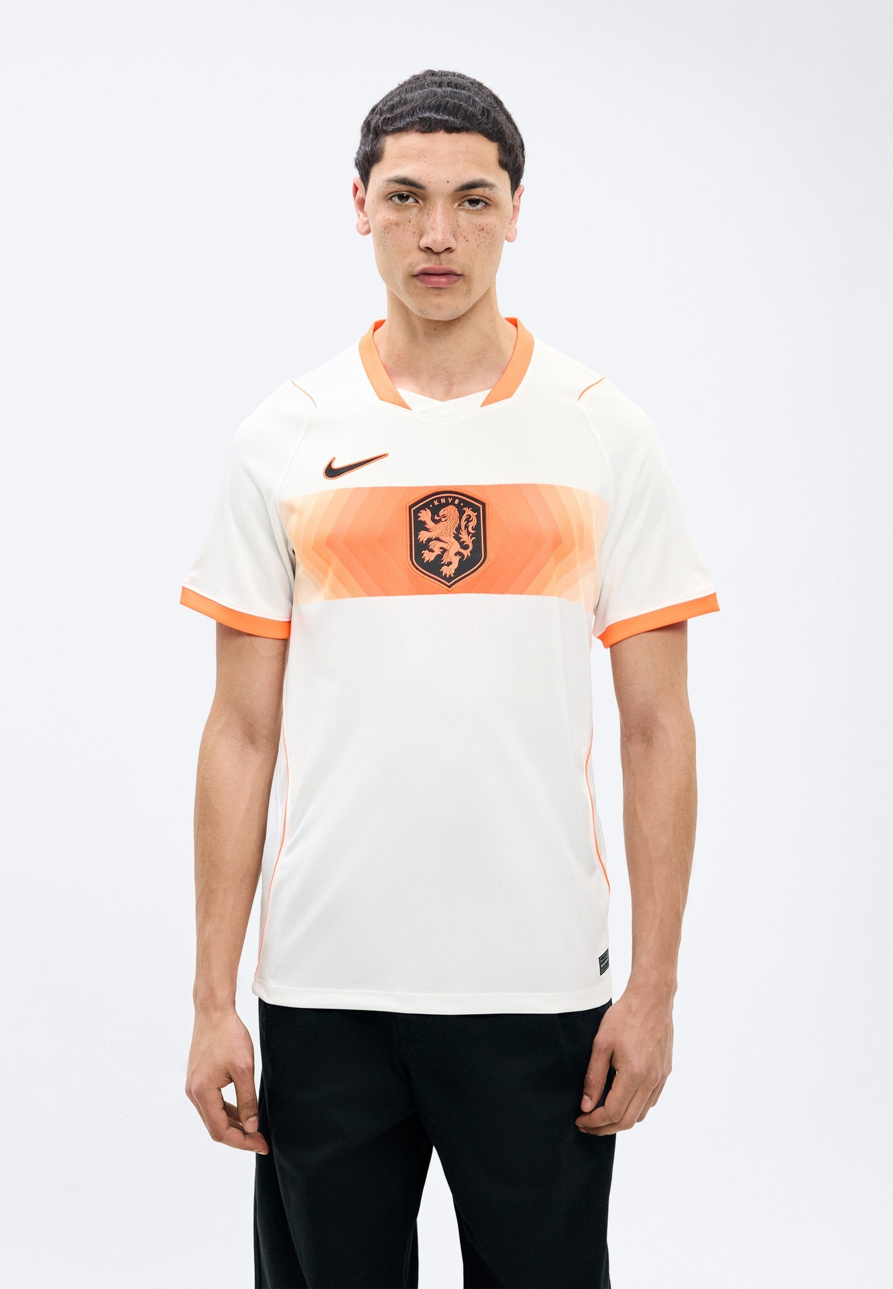 NETHERLANDS 2026/27 STADIUM AWAY  - Voetbalshirt - white/hyper crimson/black