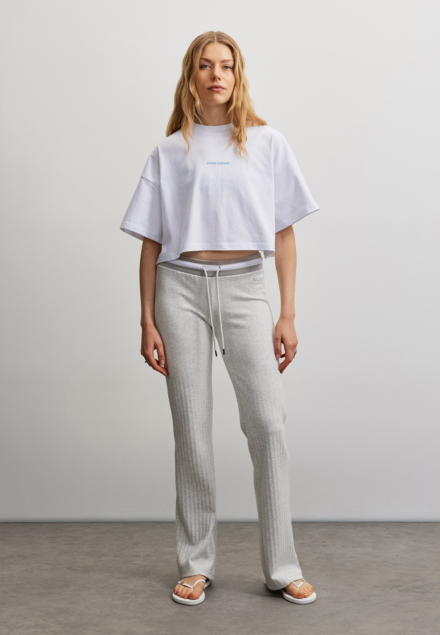 ARENDAL LOGO CROPPED OVERSIZED TEE - T-shirt print - white/ocean blue